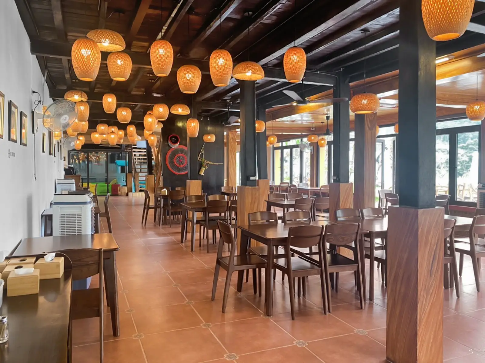Khu nhà hàng - cafe